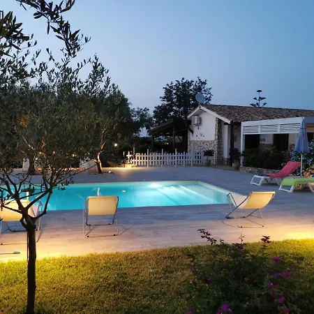 Villa Hibiscus Castellammare del Golfo Exterior photo